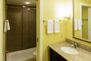 Executive Suite Photo 2